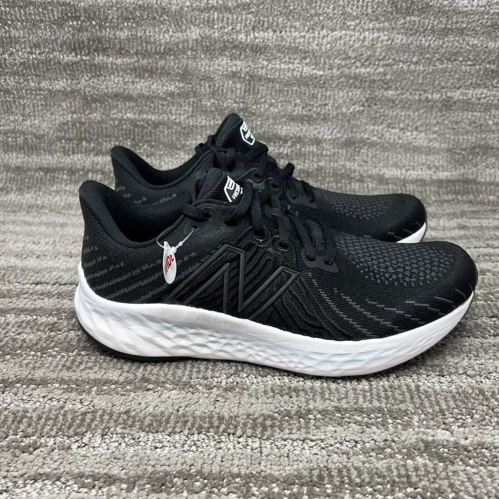 New Balance Womens FF X Vongo V5 WVNGOBS5 Black Running Shoes Sneakers Size 10 D